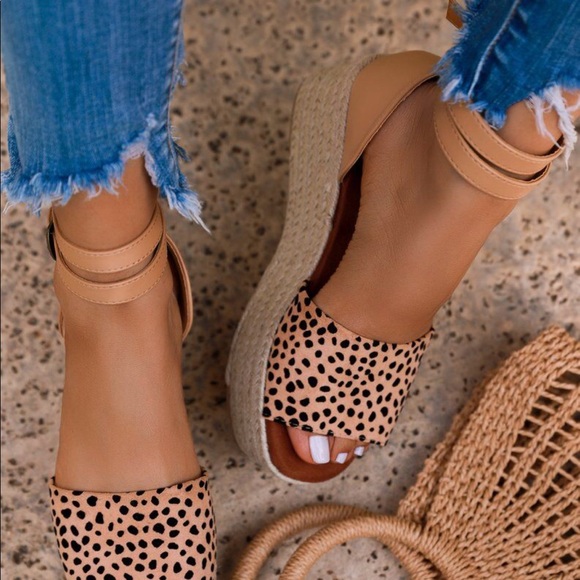 Cheetah Espadrille Platform Sandals - Picture 13 of 13
